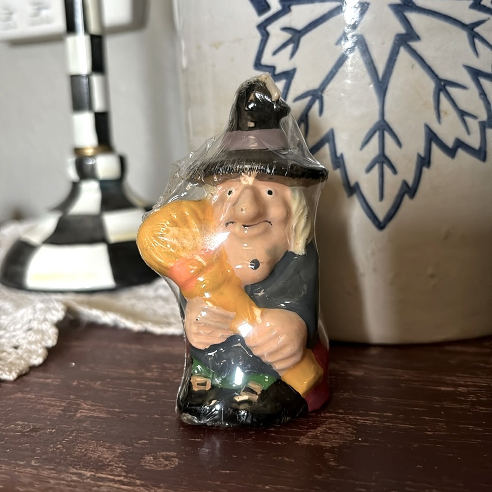 Vintage old lady witch with broom Halloween wax candle new in package
